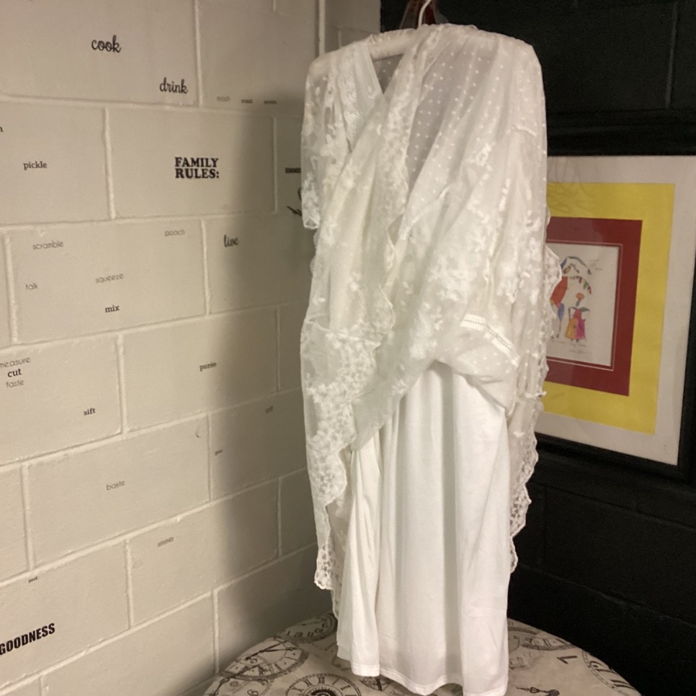 Summer white dress whimsical see thru MUST SEE PRARIE STYLE. WEDDING ? PROM.🌹 - Picture 2 of 15